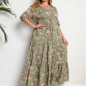 Robe vert sauge foncé avec manches volumineuses : Élise