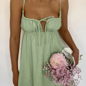 Robe vert d’eau légère avec bretelles fines : Émeraude