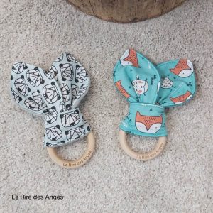Anneau bois bio oreilles doudou