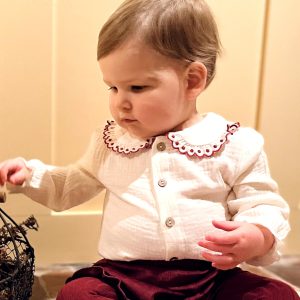 Chemise bébé fille à col et liseré rouge fantaisie – Ecru