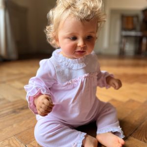 Pyjama bébé fille deux pièces à col froufrou – Rose