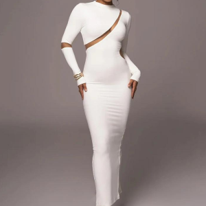 Robe blanche asymétrique hiver avec manches longues et longueur maxi