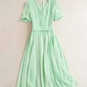 Robe droite vert d&rsquo;eau élégante et confortable : Amélia